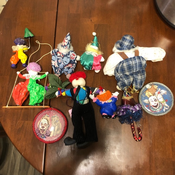 Vintage Clown Doll Collection - Picture 2 of 6